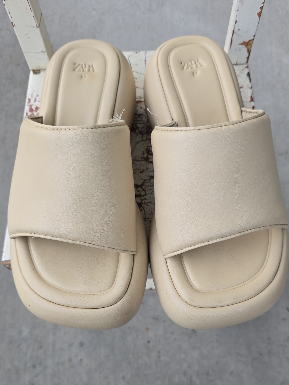 ZARA Platform Cream Slide Sandals 7/37